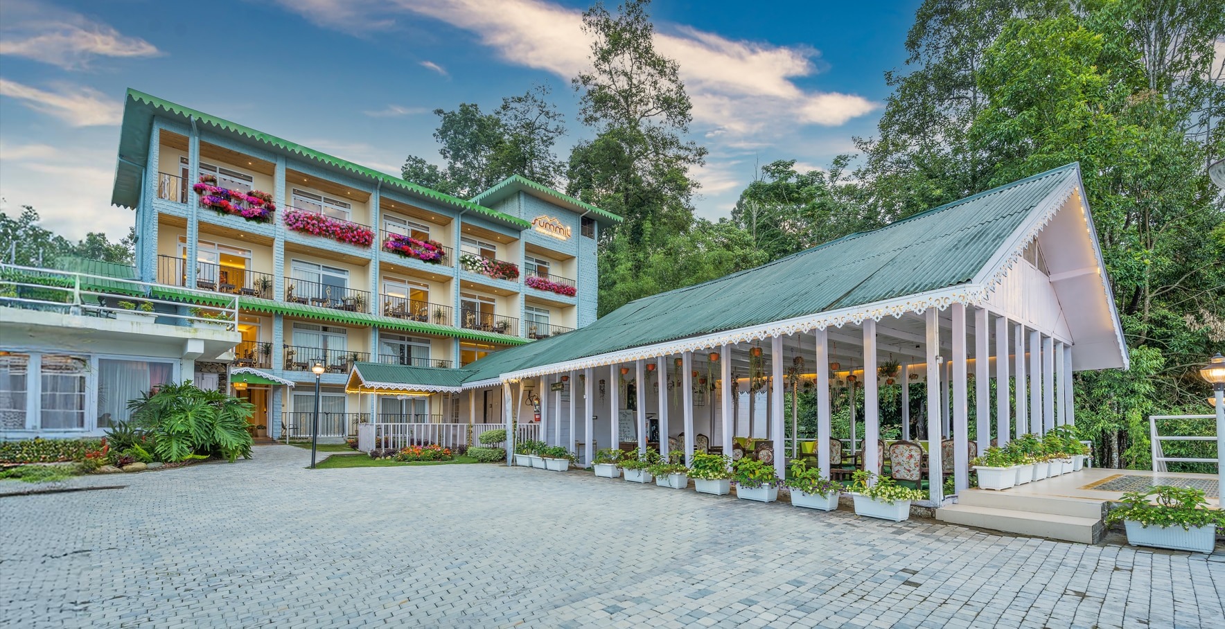 SUMMIT BARSANA RESORT & SPA
